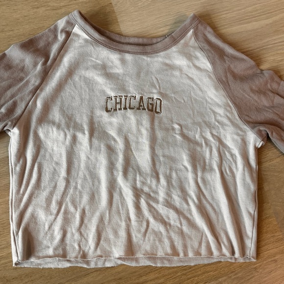 crop-top from garage - Picture 2 of 3